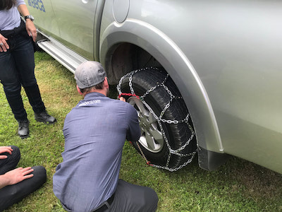 fitting of tyre chains training course